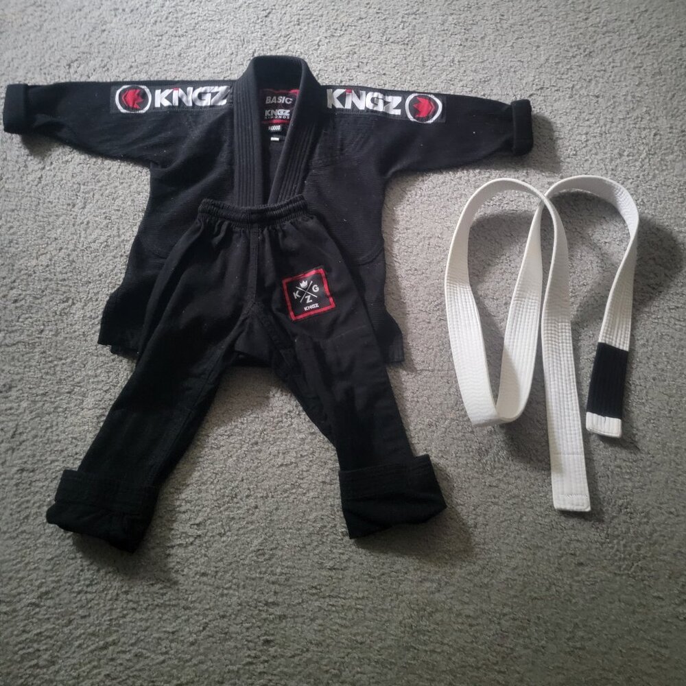 Kings bjj jiu jitsu gi. Childrens size M000